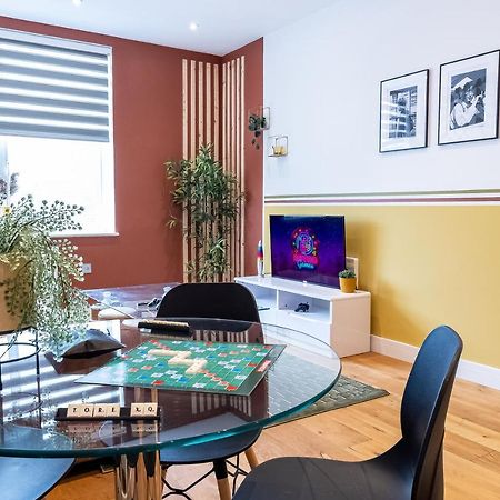 Burnham Beeches One-Bedroom Apartment By Belvilla スラウ エクステリア 写真