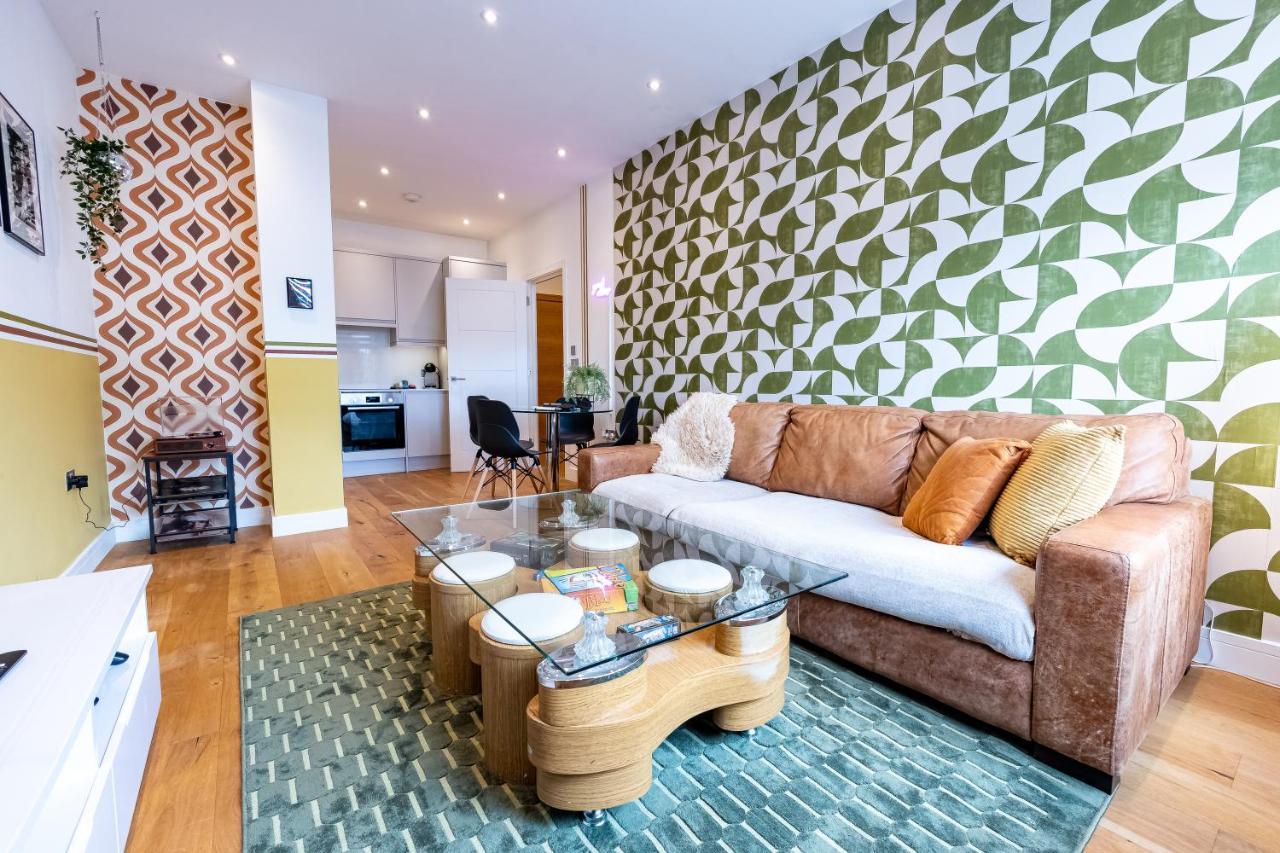 Burnham Beeches One-Bedroom Apartment By Belvilla スラウ エクステリア 写真