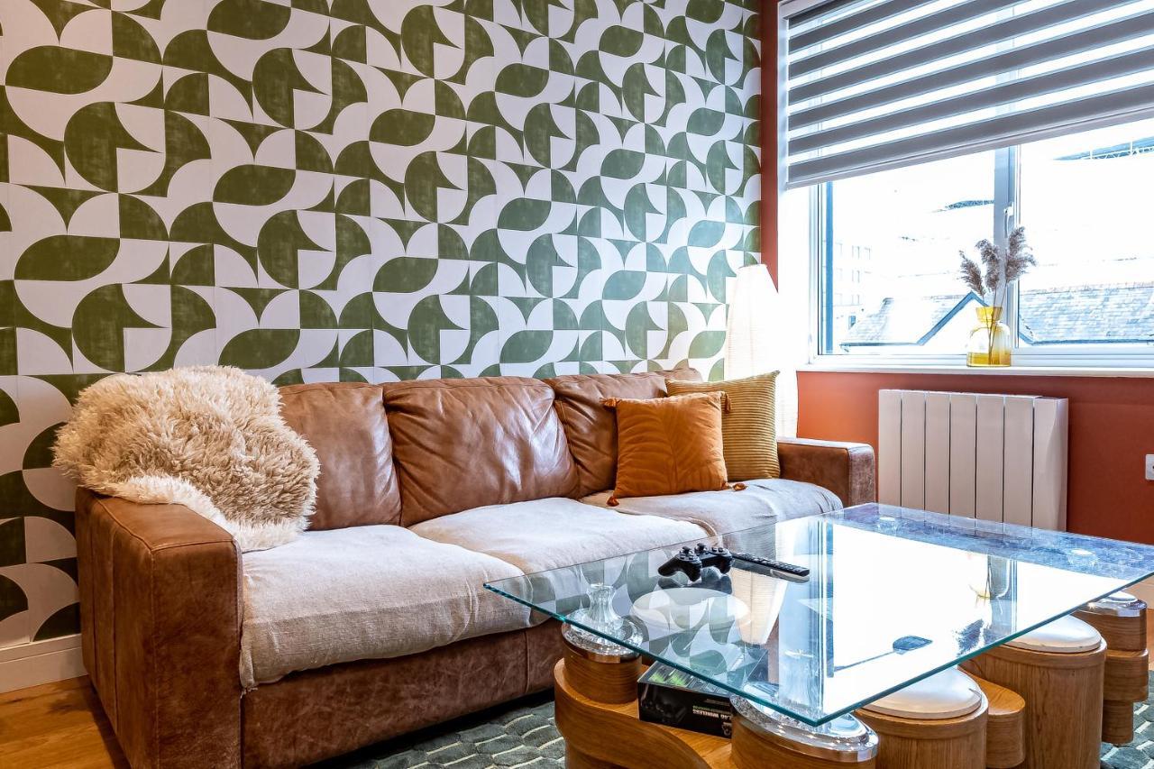 Burnham Beeches One-Bedroom Apartment By Belvilla スラウ エクステリア 写真