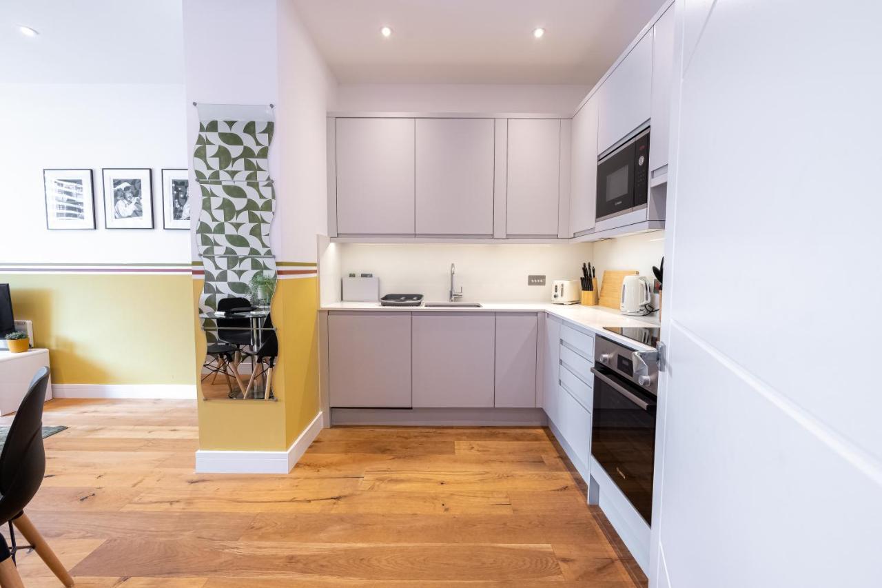 Burnham Beeches One-Bedroom Apartment By Belvilla スラウ エクステリア 写真